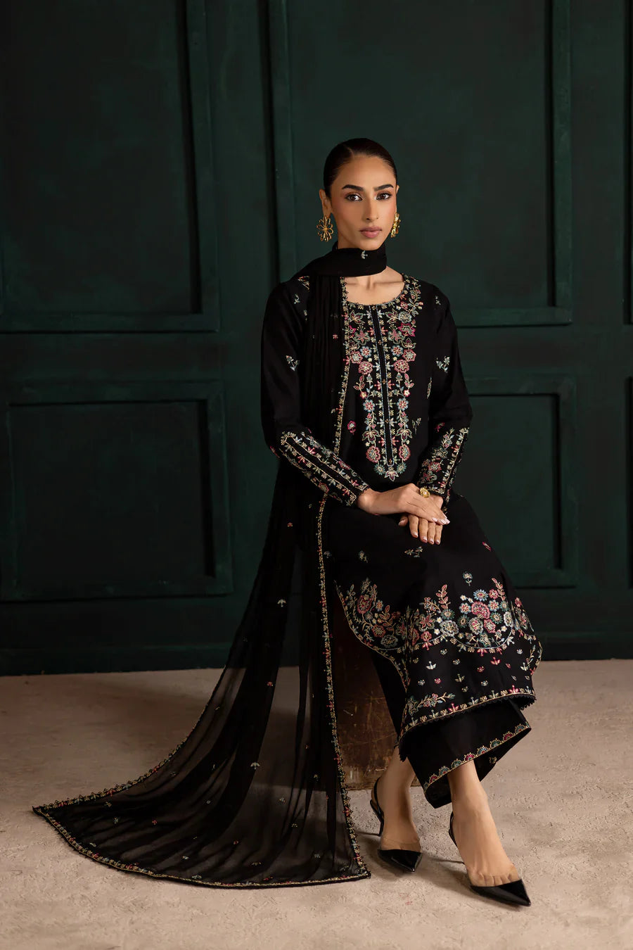 Night flower 3Pc - Embroidered Lawn Dress