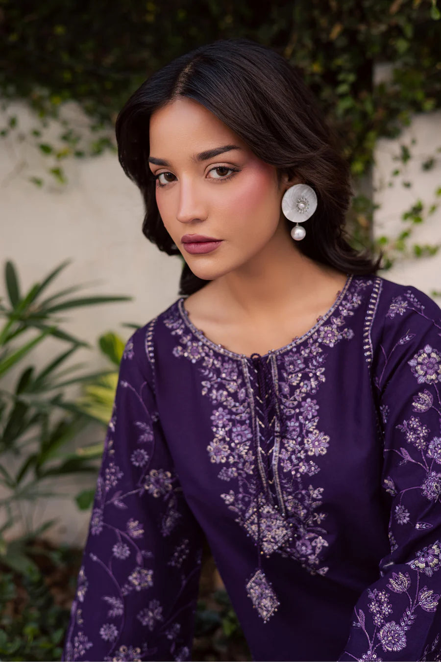 Yuura 2Pc - Embroidered Lawn Dress