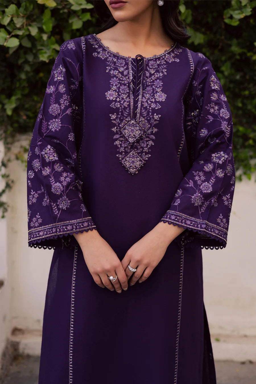 Yuura 2Pc - Embroidered Lawn Dress